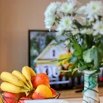Relaxation Station - My Charming, Cosy&inviting - Smart Thermostat - Private Parking - Ior Park - Long Term Price Cuts Апартаменты *
