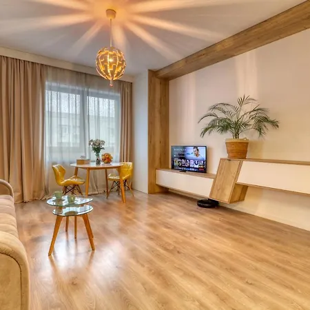 Relaxation Station: Cozy With Smart Features Near Ior Park * Bucharest