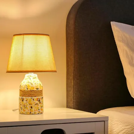 Relaxation Station - My Charming, Cosy&inviting - Smart Thermostat - Private Parking - Ior Park - Long Term Price Cuts