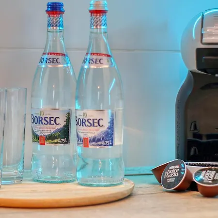 Relaxation Station - My Charming, Cosy&inviting - Smart Thermostat - Private Parking - Ior Park - Long Term Price Cuts * Bükreş