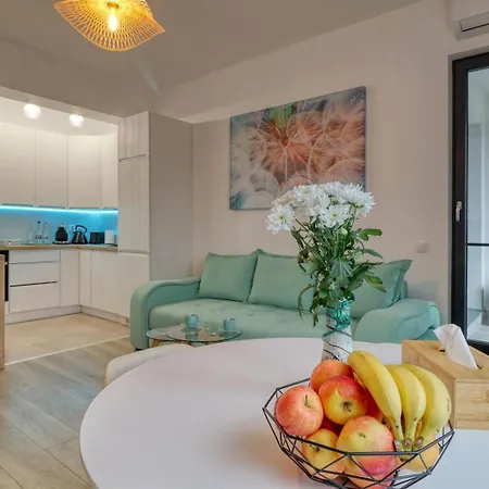 Relaxation Station: Cozy With Smart Features Near Ior Park * Bucharest