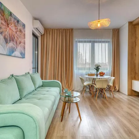 Relaxation Station: Cozy With Smart Features Near Ior Park * Bucharest