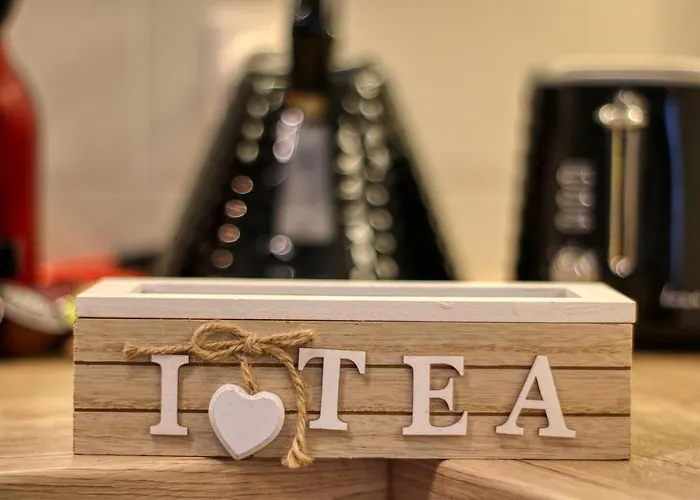 Relaxation Station - My Charming, Cosy&inviting - Smart Thermostat - Private Parking - Ior Park - Long Term Price Cuts *