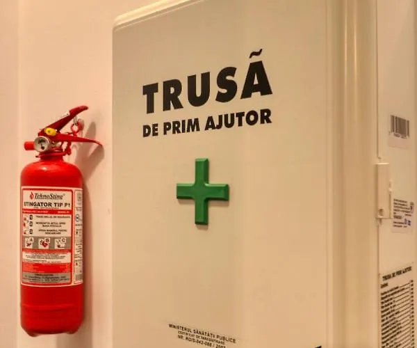 Relaxation Station - My Charming, Cosy&inviting - Smart Thermostat - Private Parking - Ior Park - Long Term Price Cuts