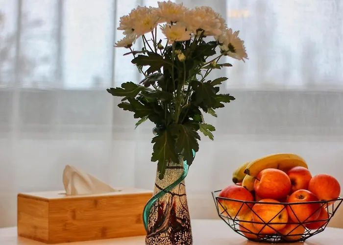 Relaxation Station - My Charming, Cosy&inviting - Smart Thermostat - Private Parking - Ior Park - Long Term Price Cuts *