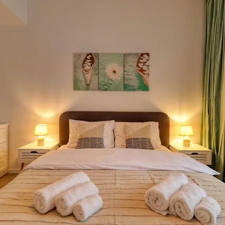 Relaxation Station - My Charming, Cosy&inviting - Smart Thermostat - Private Parking - Ior Park - Long Term Price Cuts * Бухарест