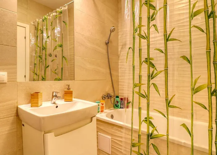 Апартаменти Relaxation Station - My Charming, Cosy&inviting - Smart Thermostat - Private Parking - Ior Park - Long Term Price Cuts