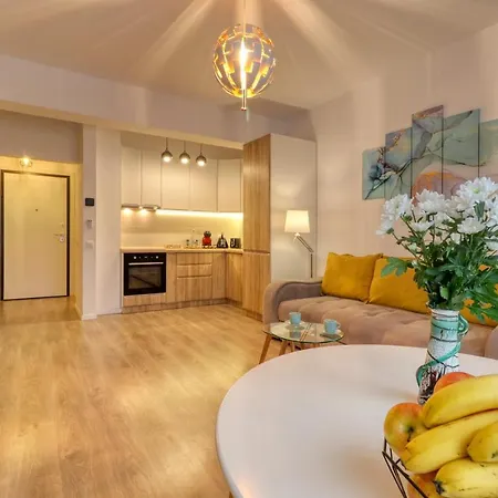 Apartman Relaxation Station - My Charming, Cosy&inviting - Smart Thermostat - Private Parking - Ior Park - Long Term Price Cuts *