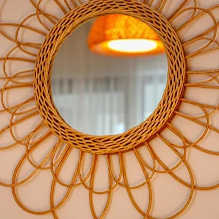 Apartman Relaxation Station - My Charming, Cosy&inviting - Smart Thermostat - Private Parking - Ior Park - Long Term Price Cuts *